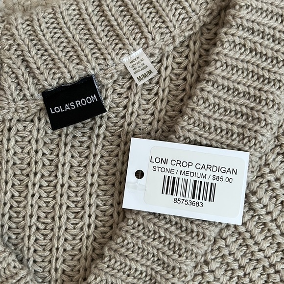 New Women’s cropped knit sweater - Picture 2 of 2